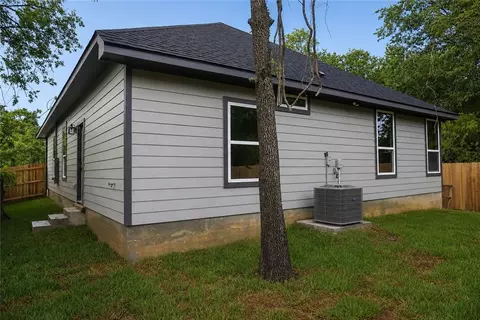 911 Harlem Ln, Bryan, TX 77803 photo 16