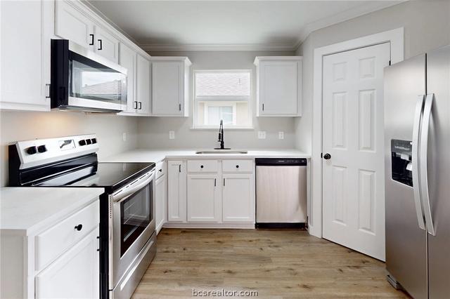 15232 Meredith Ln, College Station, TX 77845