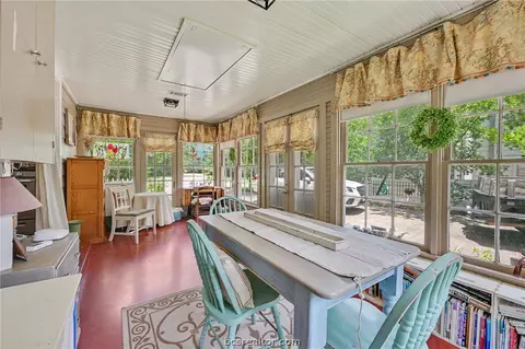 Exterior - 733 Eagle Pass St, Bryan, TX 77802 photo 3 of 14