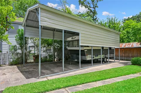 Exterior - 733 Eagle Pass St, Bryan, TX 77802 photo 14 of 14