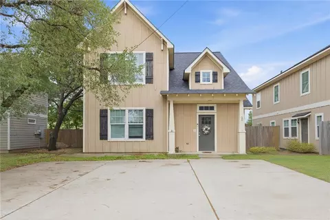 205 Sterling St # B, College Station, TX 77840