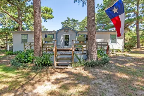422 Private Road 7051, Milano, TX 76556