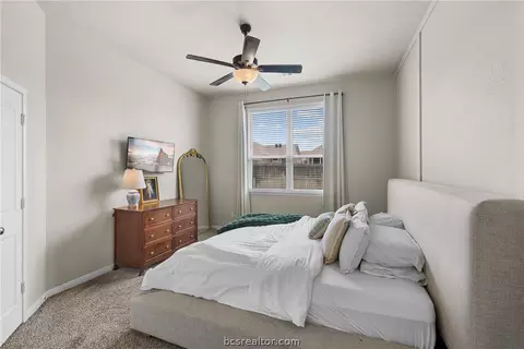 Bedroom - 2008 Kathryn Dr, Bryan, TX 77807 photo 2 of 2