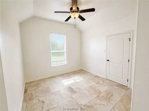 Bedroom - 3092 Archer Cir, Bryan, TX 77808 photo 4 of 4