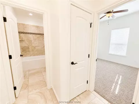 Entry Way - 3092 Archer Cir, Bryan, TX 77808 photo 2 of 2