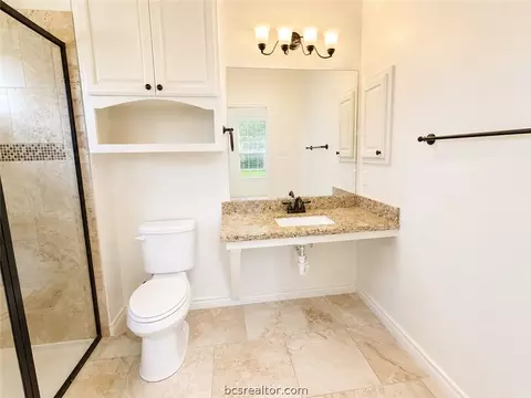 Bath - 3092 Archer Cir, Bryan, TX 77808 photo 6 of 6