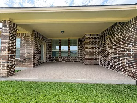Exterior - 3092 Archer Cir, Bryan, TX 77808 photo 3 of 5