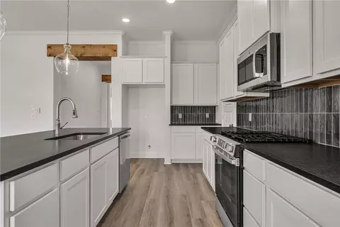Kitchen - 3010 Teller Dr, Bryan, TX 77808 photo 3 of 3