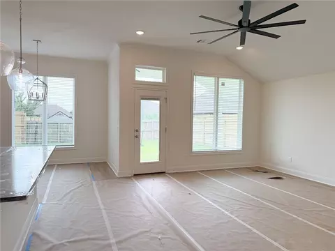 3010 Teller Dr, Bryan, TX 77808 photo 5