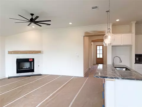 3010 Teller Dr, Bryan, TX 77808 photo 2
