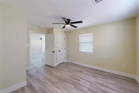 Bedroom - 1121 Lowery St, Bryan, TX 77803 photo 4 of 8