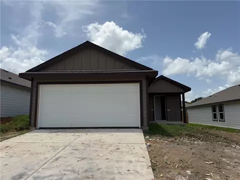 1237 Hickory Grove St, Brenham, TX 77833