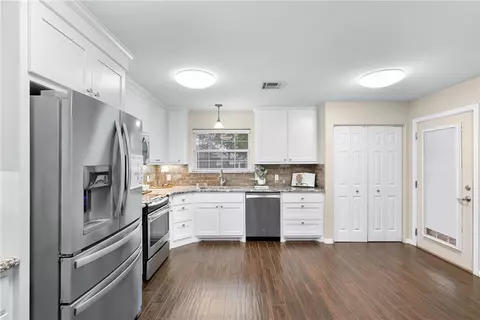 705 Palmer, Rockdale, TX 76567
