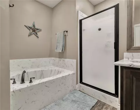 Bath - 9847 Weedon Loop, Bryan, TX 77808 photo 2 of 4