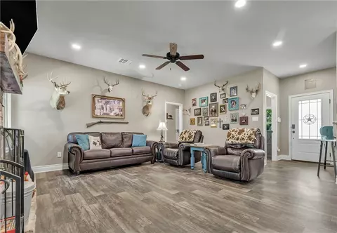 Living - 9847 Weedon Loop, Bryan, TX 77808 photo 2 of 3