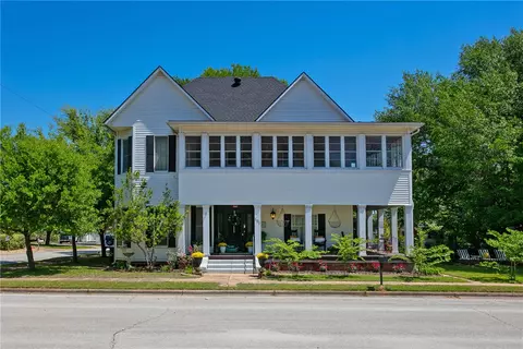101 S Thomas St, Caldwell, TX 77836