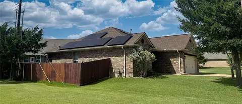 Exterior - 2105 Ella Ln, Bryan, TX 77802 photo 8 of 8