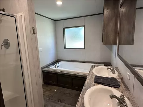 404 E Collins St, Bremond, TX 76629 photo 12