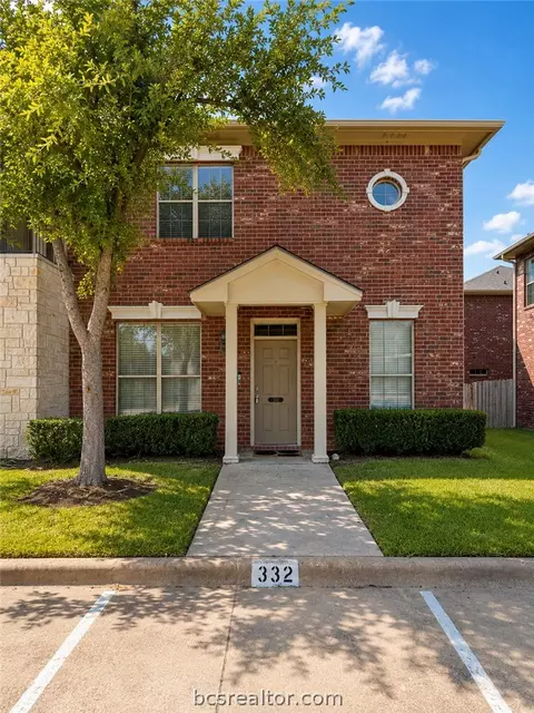 332 Forest Dr, College Station, TX 77840