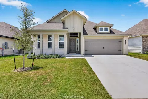 Exterior - 2405 Rooke Rd, Bryan, TX 77807 photo 3 of 4