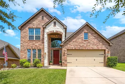 2203 Parker Ct, Brenham, TX 77833