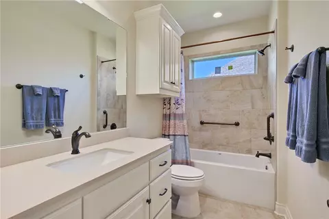 Bath - 3201 Old Spring Way, Bryan, TX 77808 photo 1 of 5