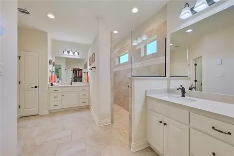 Bath - 3201 Old Spring Way, Bryan, TX 77808 photo 3 of 5