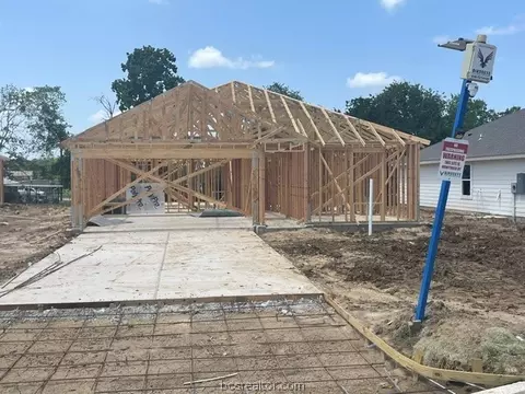 210 Paco Loop, Caldwell, TX 77836