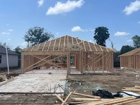 212 Paco Loop, Caldwell, TX 77836