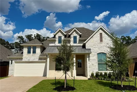1813 Register Ct, College Station, TX 77845