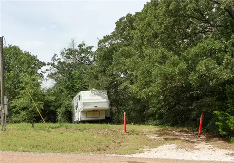 6005 Sunnydell St, Bryan, TX 77807 photo 8