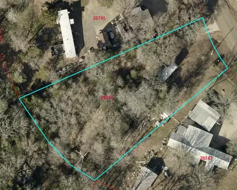 6005 Sunnydell St, Bryan, TX 77807 photo 2