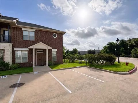 155 Forest Dr, College Station, TX 77840
