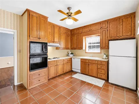 Kitchen - 701 Walker St, Bryan, TX 77802 photo 2 of 2