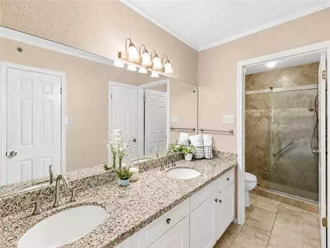 Bath - 701 Walker St, Bryan, TX 77802 photo 1 of 3