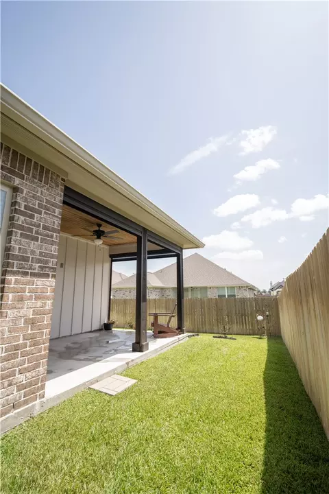 Exterior - 2807 Spector Dr, Bryan, TX 77808 photo 5 of 8