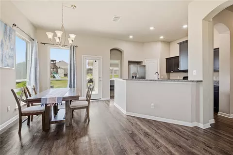 2061 Positano Loop, Bryan, TX 77808 photo 4