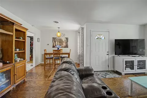 Other - 307 E Barton St, Calvert, TX 77837 photo 4 of 10