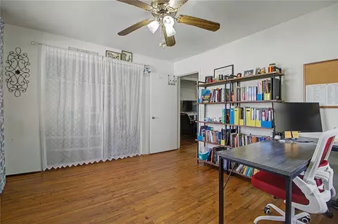 Other - 307 E Barton St, Calvert, TX 77837 photo 7 of 10