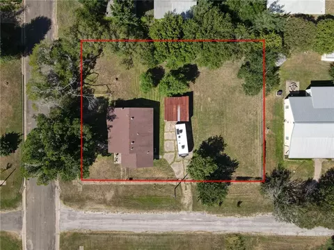 View/Area - 307 E Barton St, Calvert, TX 77837 photo 5 of 5