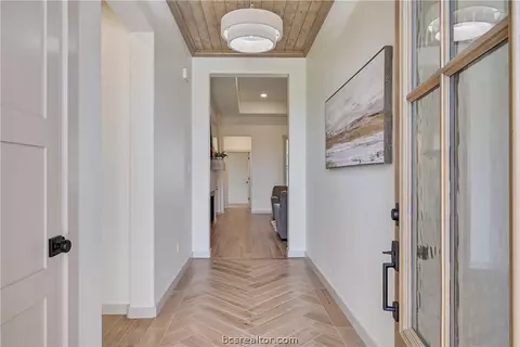 Entry Way - 2822 Captain Dr, Bryan, TX 77808 photo 1 of 3