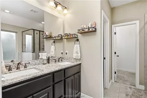 Bath - 2928 Archer Dr, Bryan, TX 77808 photo 3 of 5