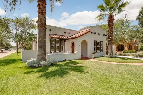 Exterior - 715 E 31st St, Bryan, TX 77803 photo 2 of 11