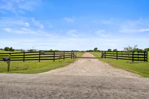 Other - 8233 Quebe Rd, Brenham, TX 77833 photo 4 of 15