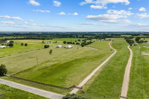 View/Area - 8233 Quebe Rd, Brenham, TX 77833 photo 2 of 5