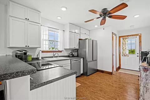 Kitchen - 8233 Quebe Rd, Brenham, TX 77833 photo 2 of 2