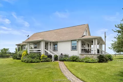 Exterior - 8233 Quebe Rd, Brenham, TX 77833 photo 5 of 6
