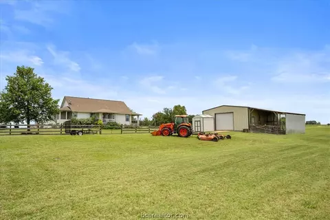 Other - 8233 Quebe Rd, Brenham, TX 77833 photo 8 of 15