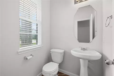 Bath - 4702 Nopalitos Way, Bryan, TX 77807 photo 1 of 4