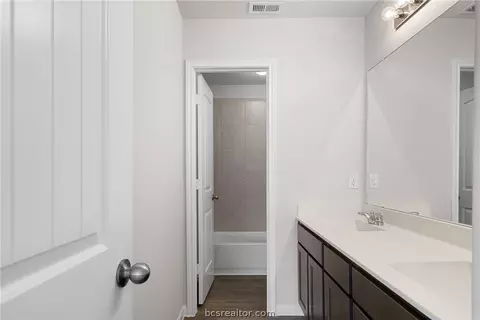 Bath - 4702 Nopalitos Way, Bryan, TX 77807 photo 4 of 4